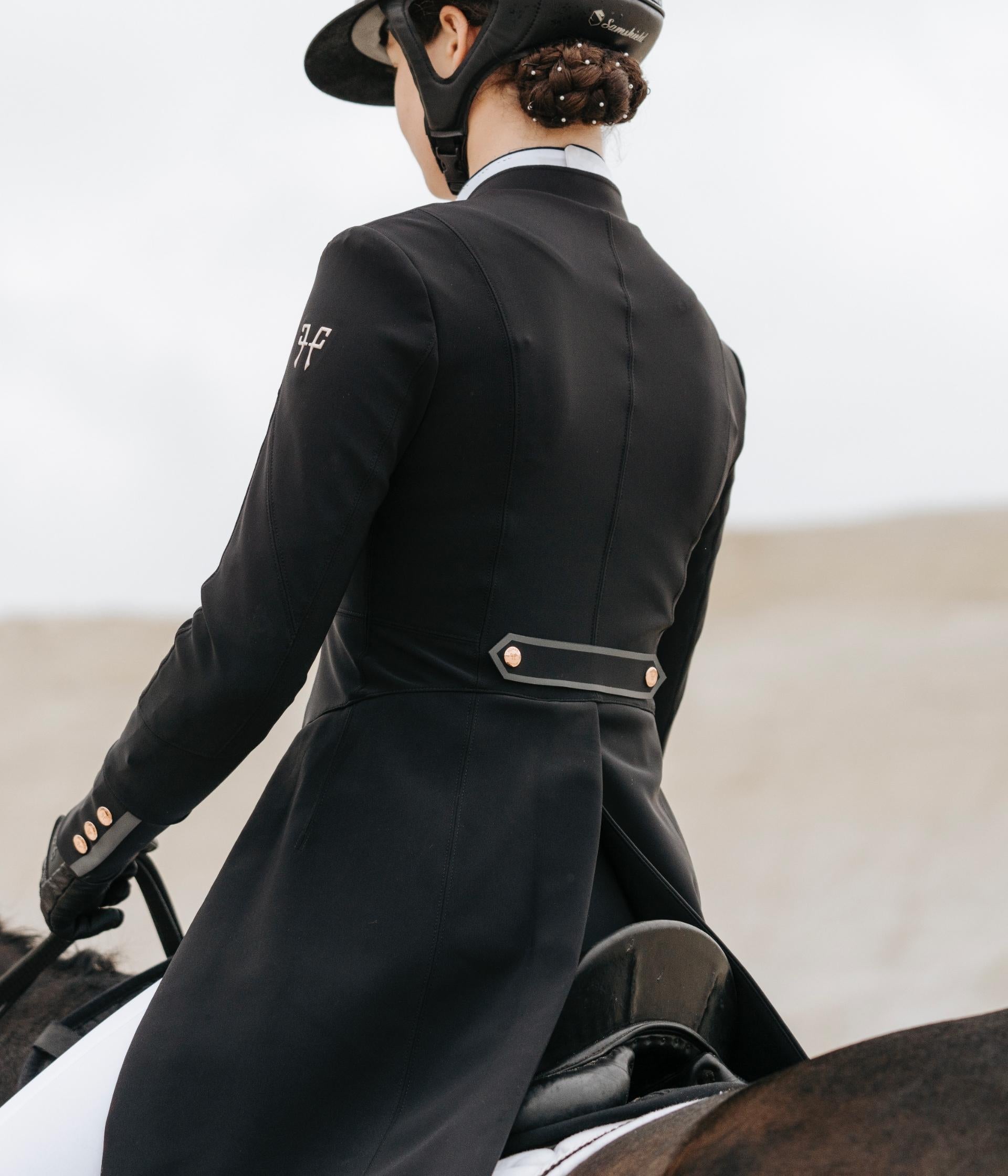 Long Frac | Black | Veste longue de concours d'équitation femme| Horse Pilot