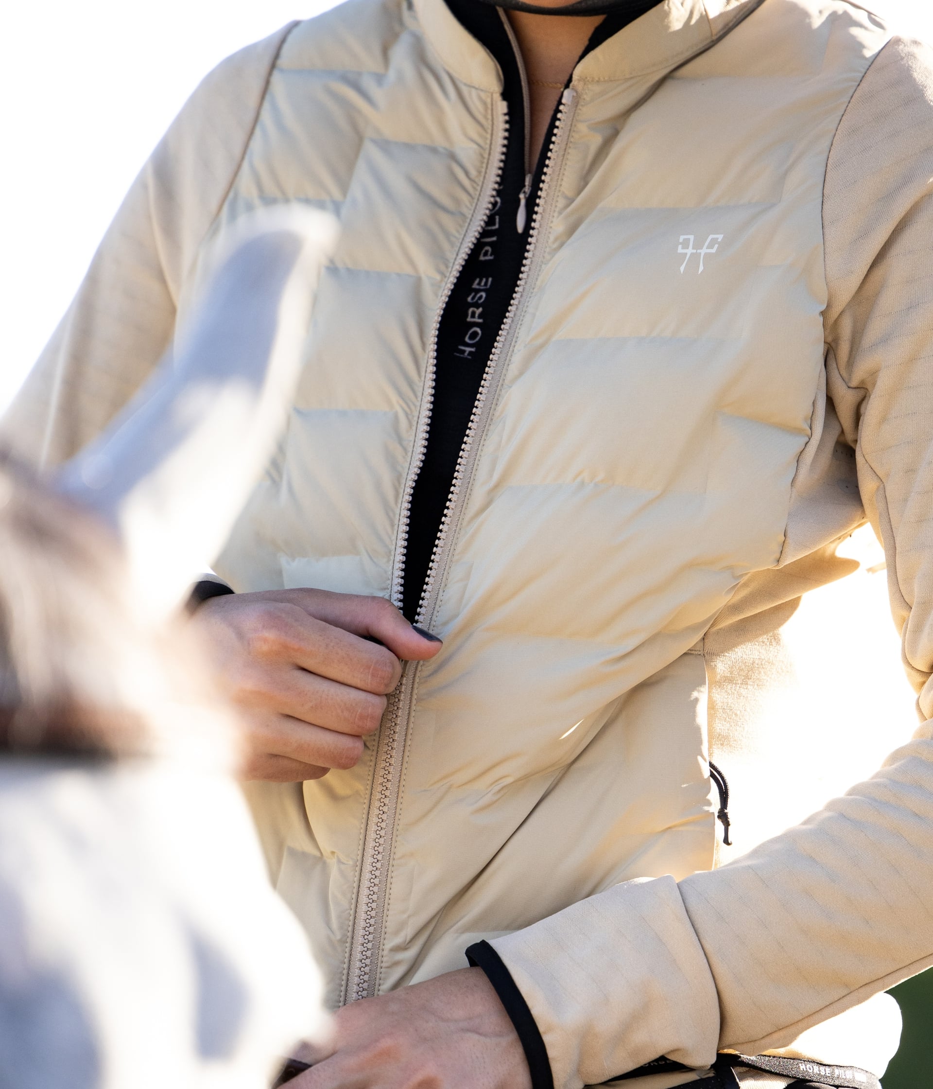 Storm | Savoir-faire technique | Jacket Veste hybride d'équitation femme| Horse Pilot