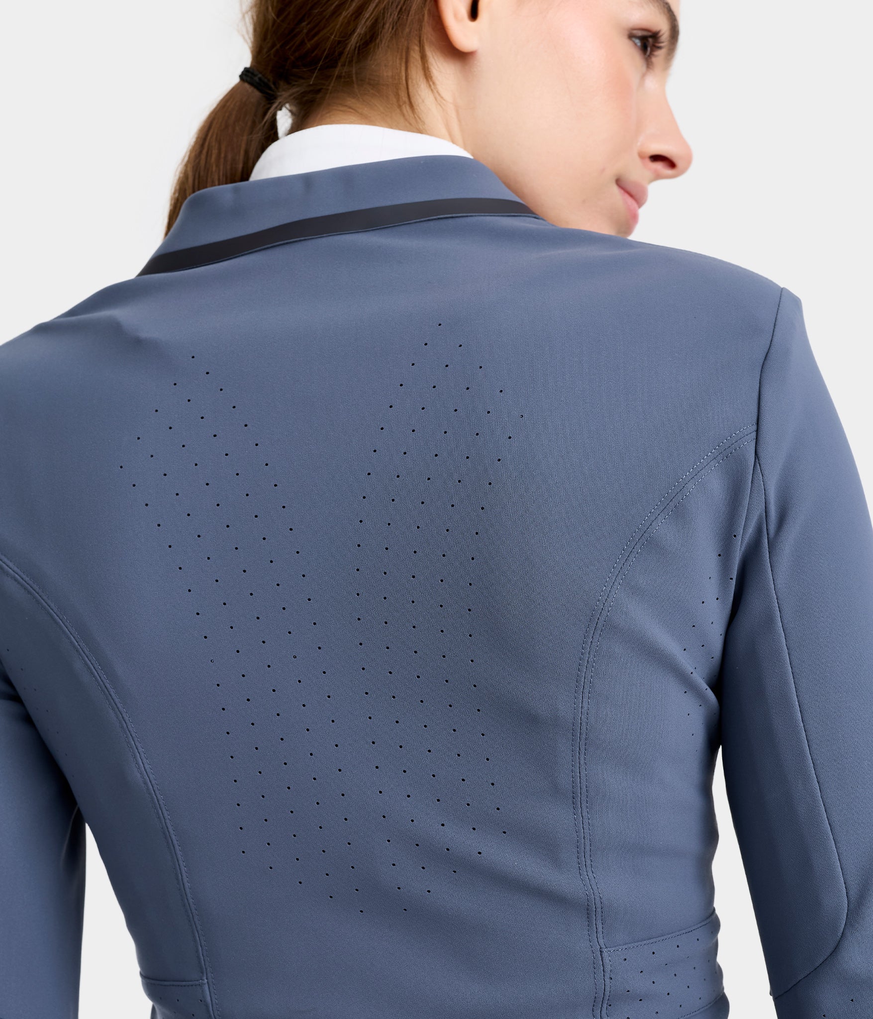 Aeromade | VINTAGE INDIGO | Veste de concours d'équitation femme | Fanny Skalli | Horse Pilot