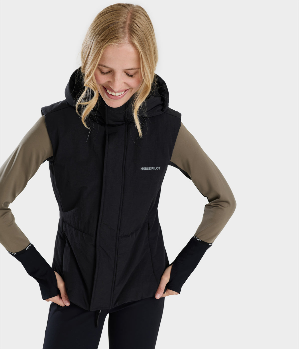 Frost Women's Sleeveless Riding Jacket