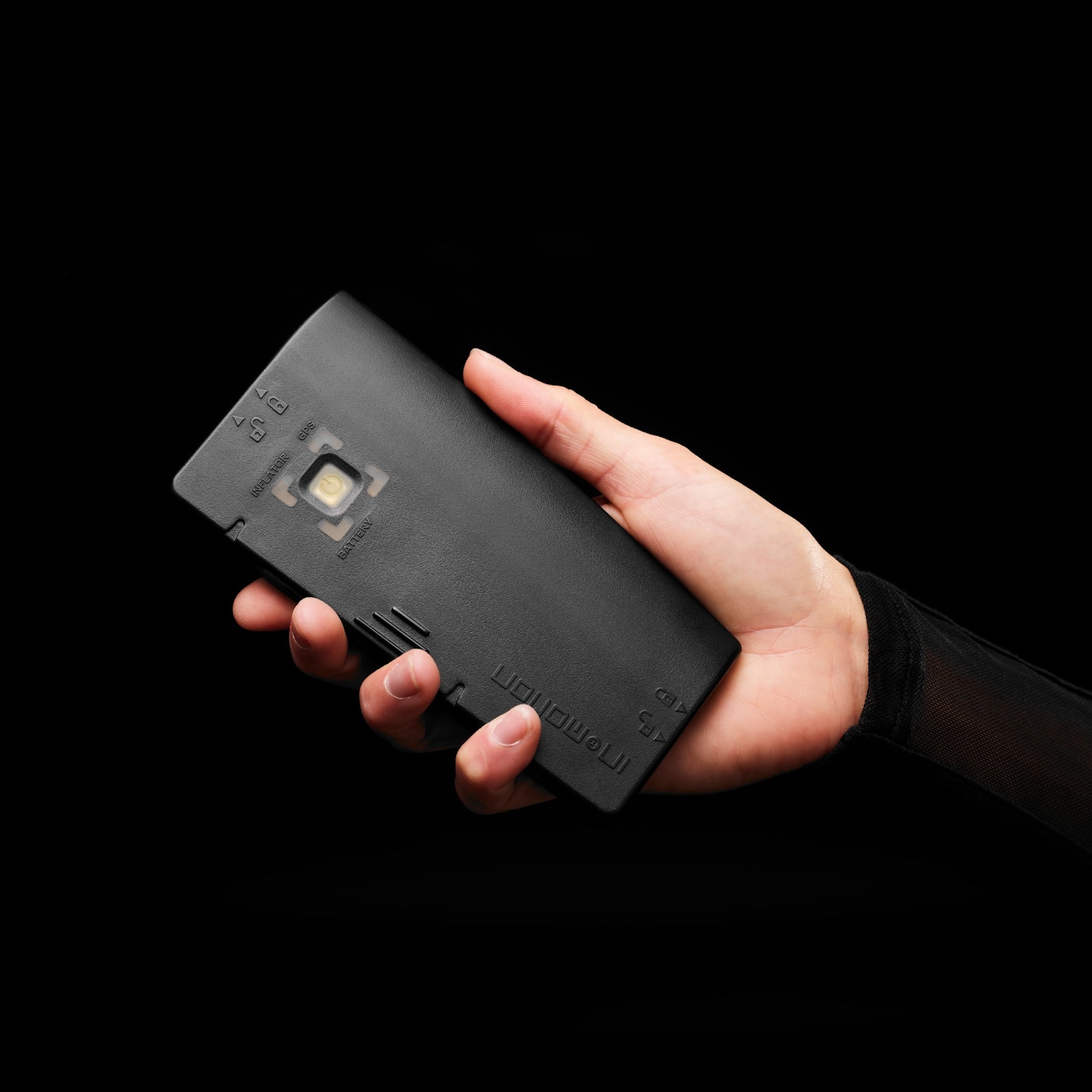 HP-SITE-LANDING_PAGE-AIRBAG_E-TWIST_AIR-CARRE5_1|CARTOUCHE AIRBAG ETWISTAIR|HORSE PILOT